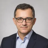 Simone Zanovello